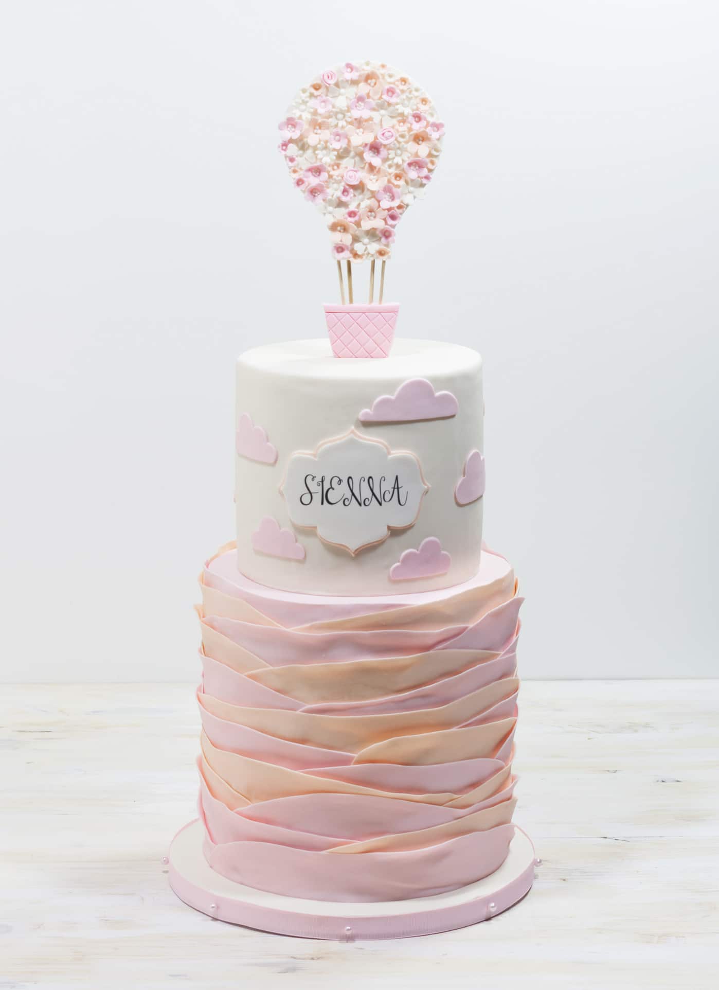 hot-air-balloon-baby-shower-cake-whipped-bakeshop